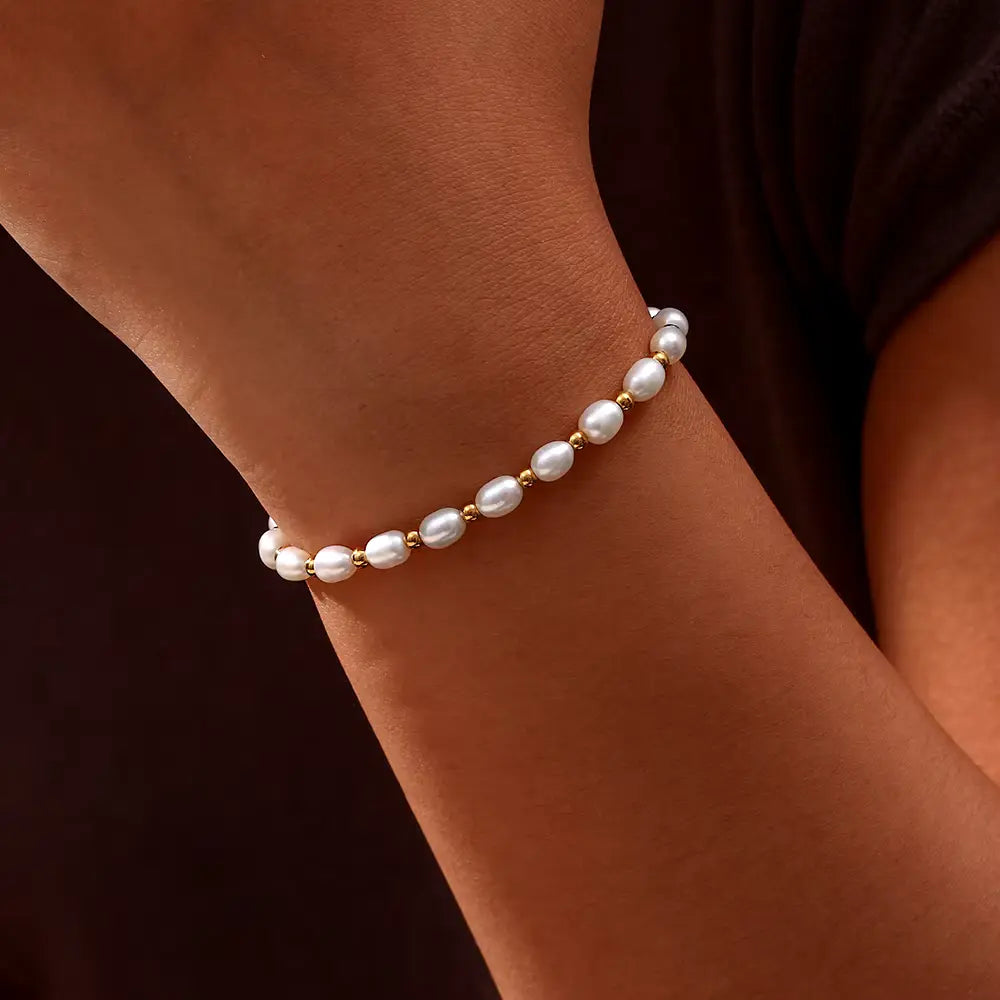 Gold Freshwater Pearl Bracelet