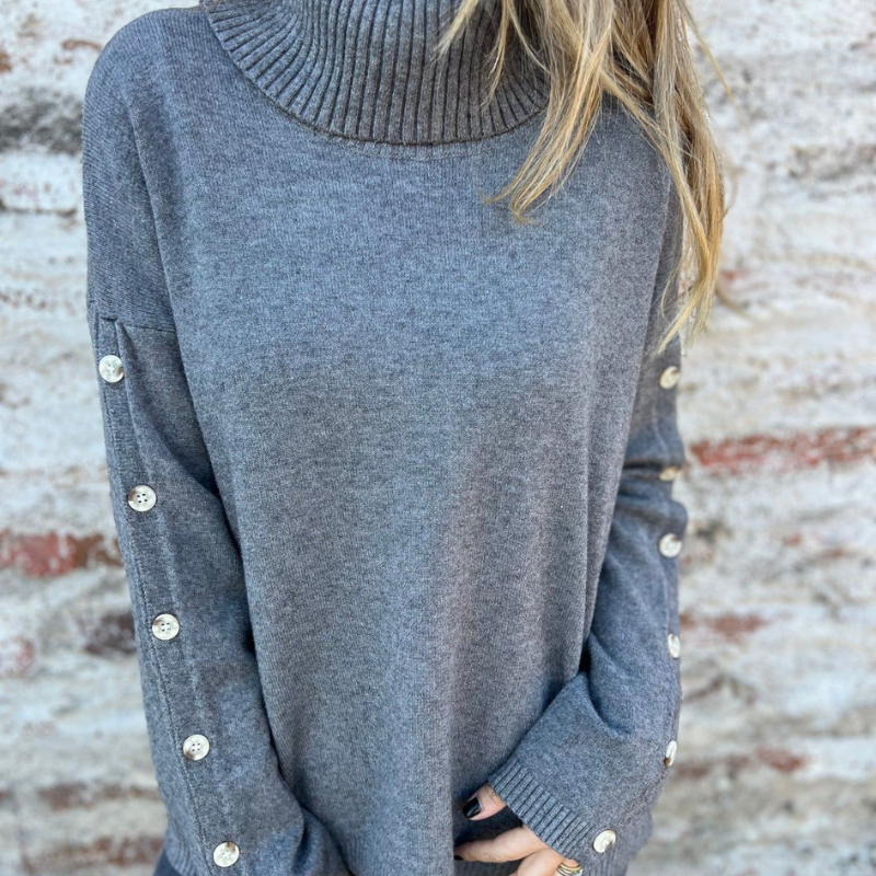 Astrid™ – Knappdetaljer Stickad Sweater