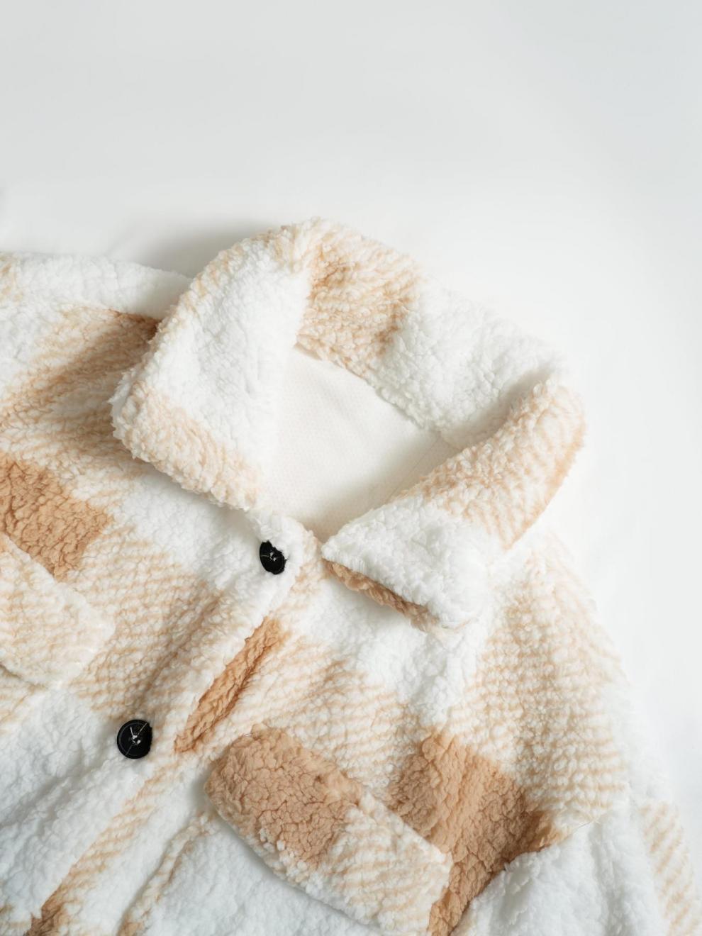 Liora™ – Rutig Lång Oversize Kappa